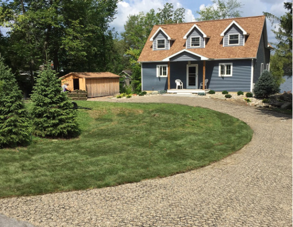  A completed TRUEGRID driveway with gravel infill.